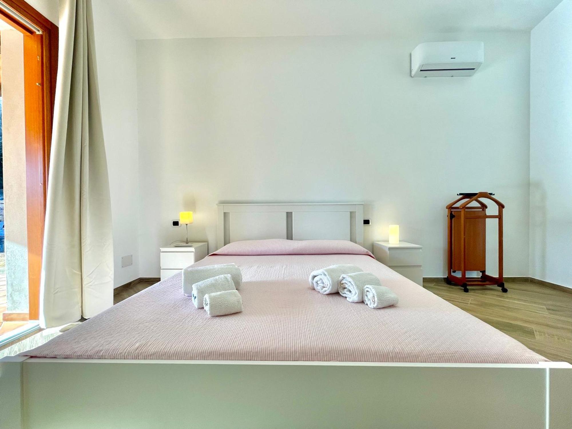 Cronta Apartments Bari Sardo Luaran gambar